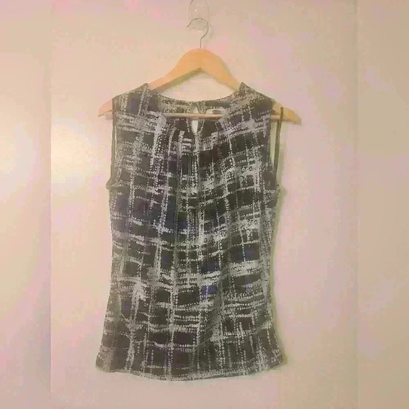 Calvin Klein Women's Shirt - Picture 1 of 3